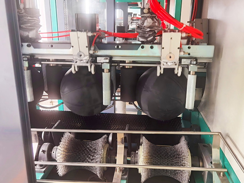 Menggilap dan pembersihan