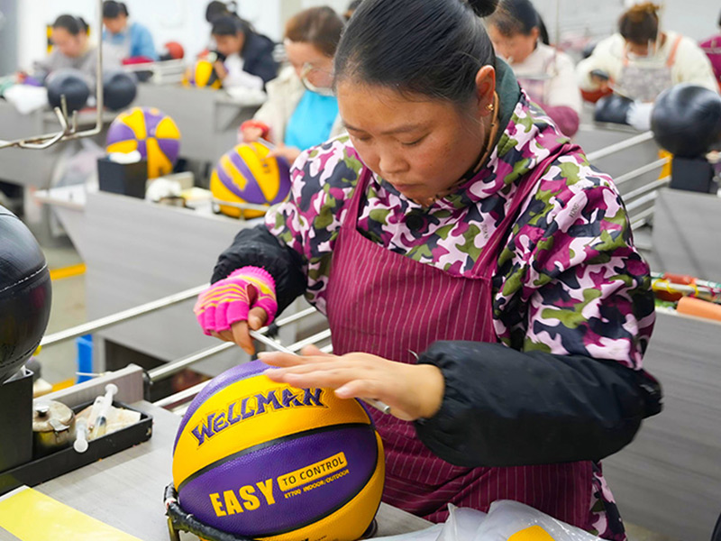 Membuat bola keranjang